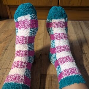 Cozy Plush Check Crew Socks - Teal, Pink & White